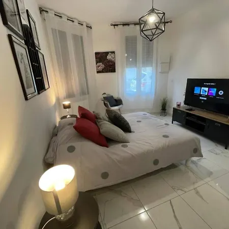 Le Dolce - Centre Historique, Proche Toutes Commodites, Stationnement Aise, Wifi-netflix *